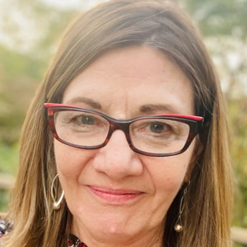 Headshot of Renee Bobbie Agee, LCSW