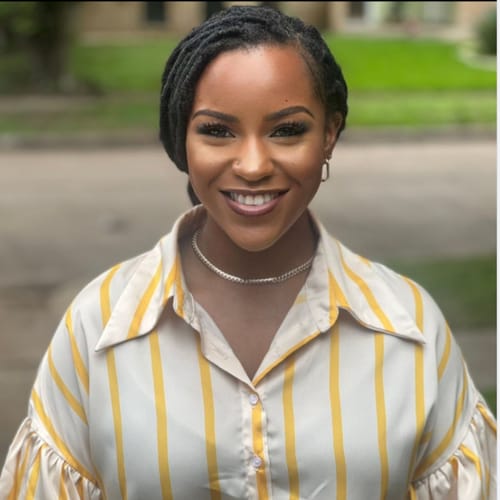 Headshot of KenAsia Glover, LPC