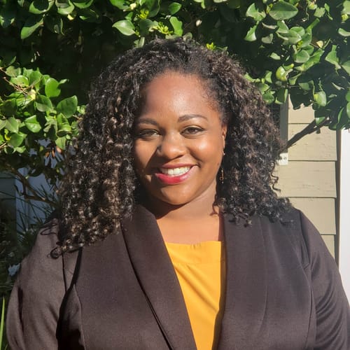 Headshot of Candice Clayton, LCSW