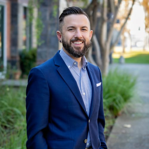 Headshot of Nicholas O'Madden, LPCC