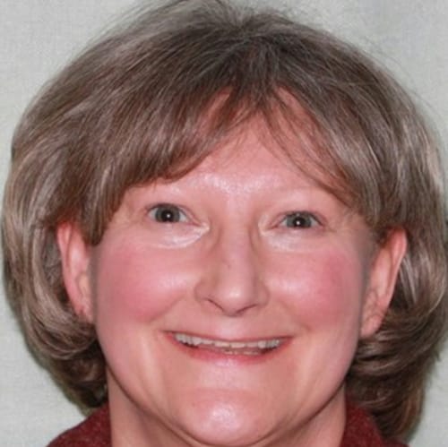 Headshot of Dawn Bradley, LSCSW