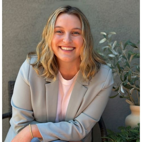Headshot of Elli Billingsley, LMHC_OUT_OF_STATE