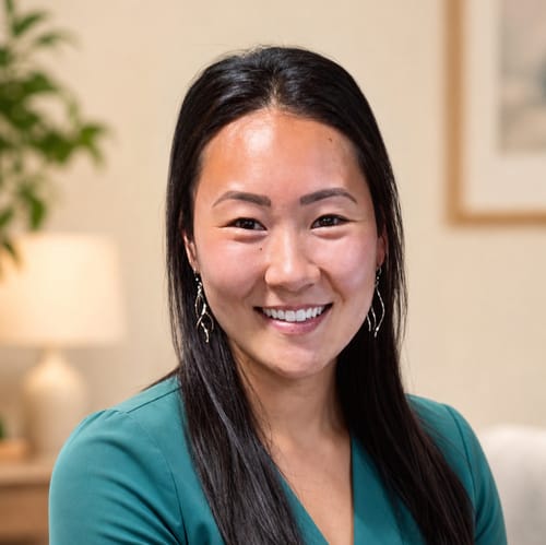 Headshot of Eunice Ceglio, LCSW