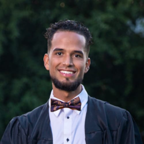 Headshot of Ivan Arevalo Fuentes, LMFT