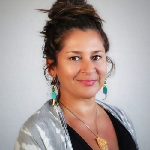 Headshot of Marilyn Valenciano, LCSW