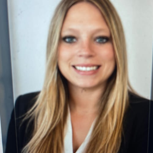 Headshot of Ashley Kelly, LCSW