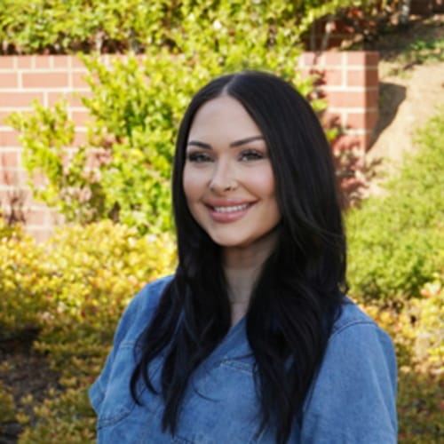 Headshot of Brittany McKenzie, LMFT