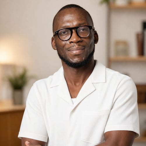 Headshot of Eric Quasie, APRN