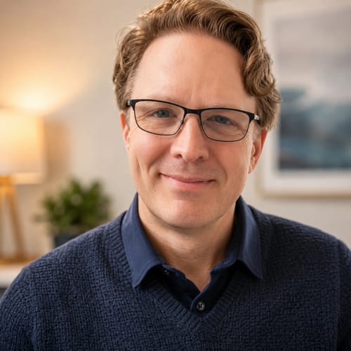 Headshot of Brian Rossi, LMFT