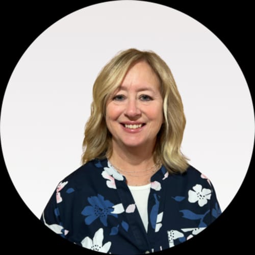Headshot of Kelly Bracken, LCSW