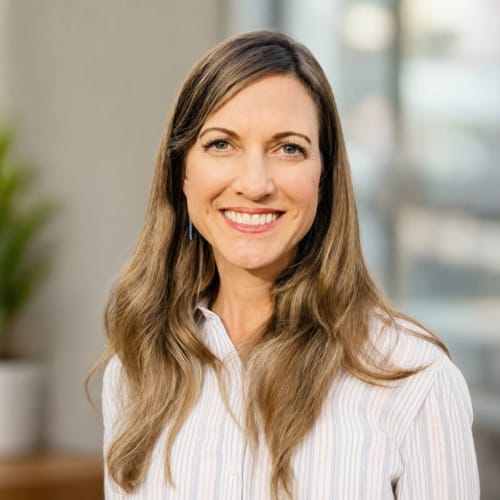 Headshot of Michelle Skagen, LCSW