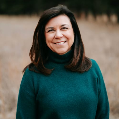 Headshot of Lisa Mendoza, LPC