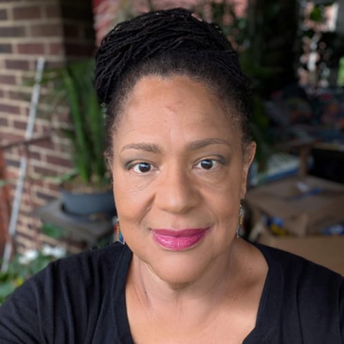 Headshot of Tracy Baton, LCSW