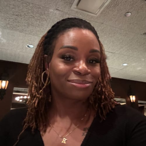 Headshot of Tarrice Oliver, LCSW