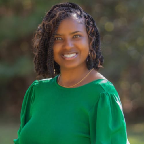 Headshot of Lawana Mabry, LCSW