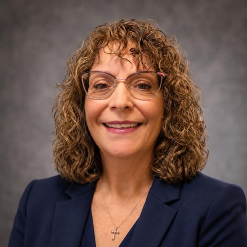 Headshot of Robin Ferren, LCSW