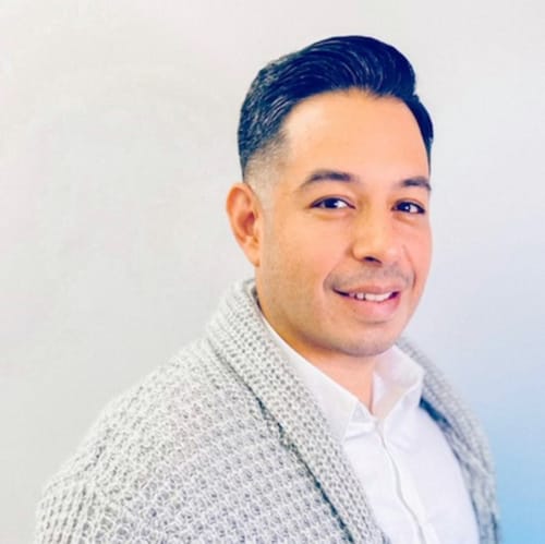 Headshot of Carlos Gonzalez, LCSW