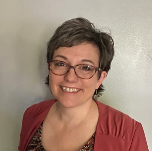 Headshot of Tara Guss, LSCSW