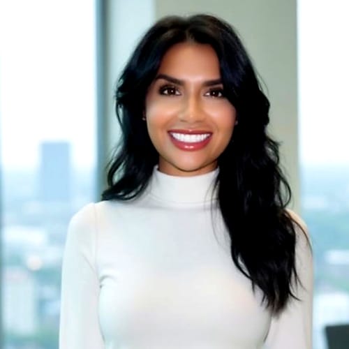 Headshot of Nadia Bhatti, LCSW