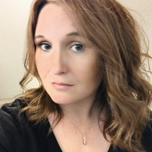 Headshot of Lacy Lofton, LCSW