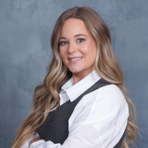 Headshot of Tonianne Cupo, APN