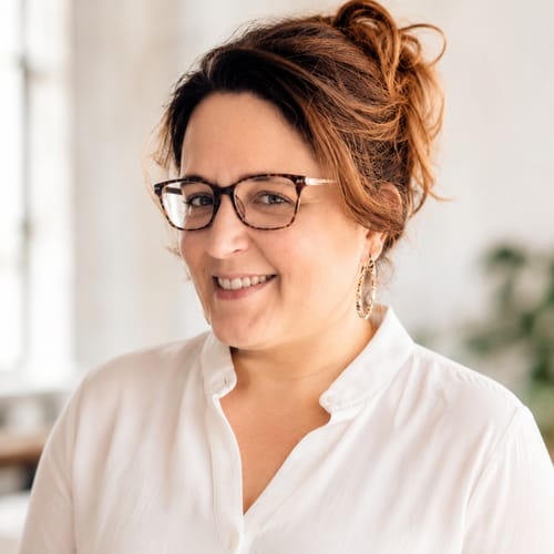Headshot of Kelly Seckman, LCSW_C