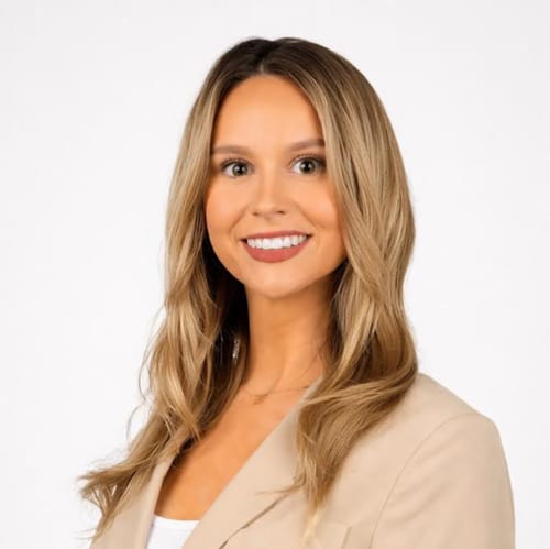 Headshot of Makenzie Walters, LCSW