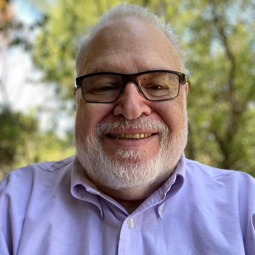 Headshot of Joshua Bienenfeld, LCSW