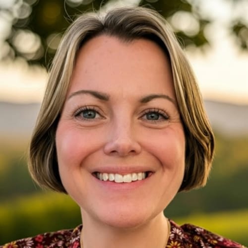 Headshot of Rosemary Farrell, LCSW