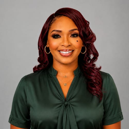 Headshot of LaToya Edwards, LCSW