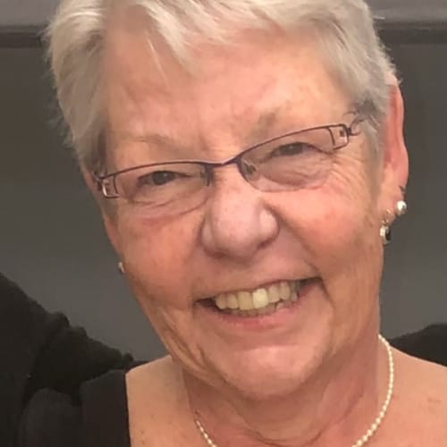 Headshot of Susan "Sue" McCullough, LCSW