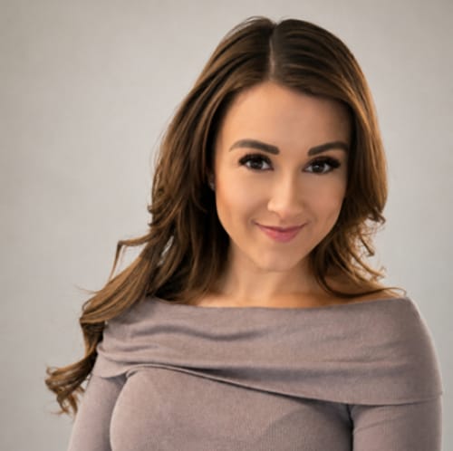 Headshot of Jaclyn Casassa, LMHC