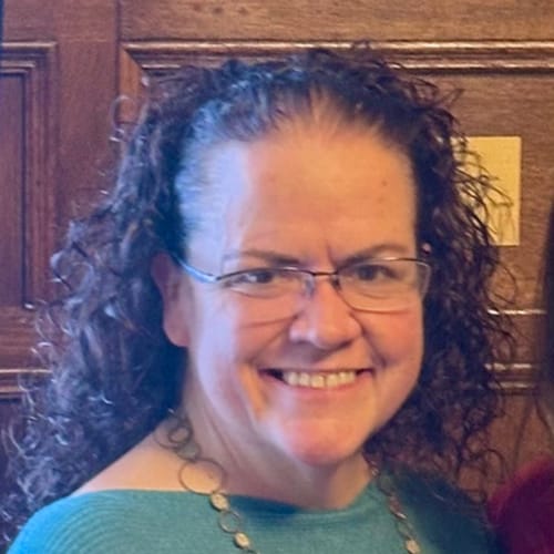 Headshot of Dori Makowske, LCPC