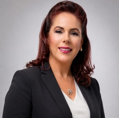 Headshot of Iraisy Mendez, APRN