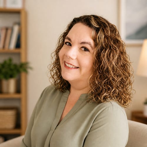 Headshot of Lynda Hall, LCSW