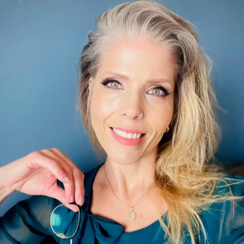 Headshot of Jennifer Hellman, LMFT