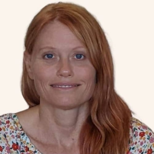 Headshot of Joann Olejnik, LMFT