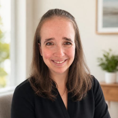 Headshot of Rebecca Ruben-Miller, LMHC