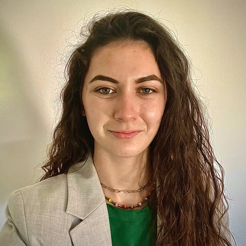Headshot of Amanda Phy, LPCMHSP