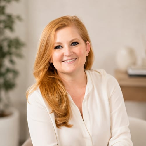 Headshot of Bri Harless, LPC