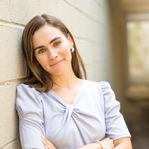 Headshot of Romina Burger-Ernst, LCSW