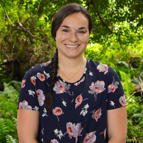 Headshot of Savannah Paponetti, LMHC