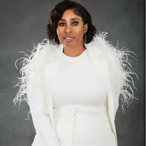 Headshot of Temilade Asimolowo, NP