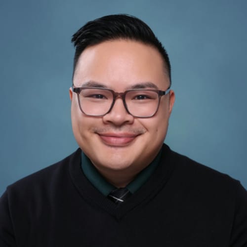 Headshot of Ray Nguyen, NP