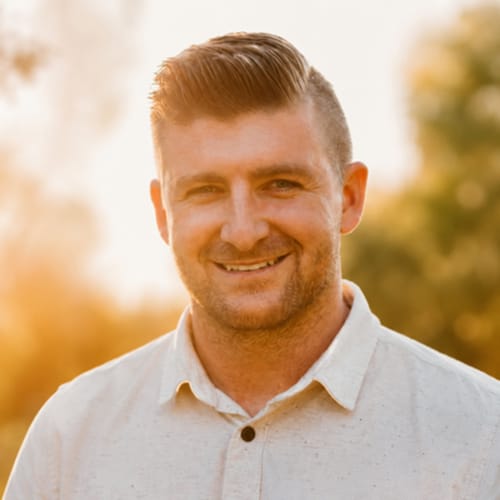 Headshot of Zach Anast, LCSW