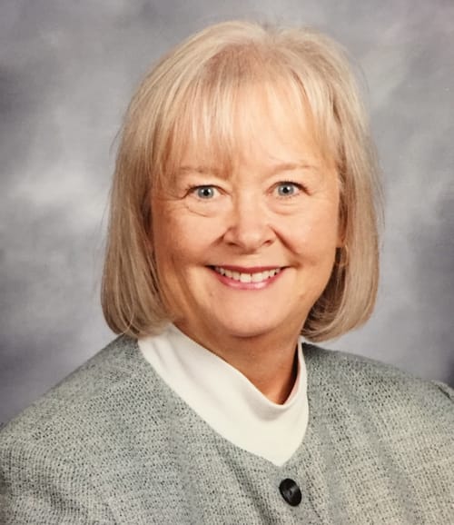 Headshot of Donna Bredrup, LCPC