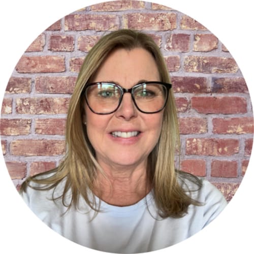 Headshot of Jennifer Milne, LPC
