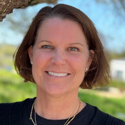 Headshot of Lisa Reichenbach, LMFT