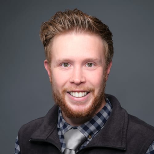 Headshot of Alex Kellogg, LCSW