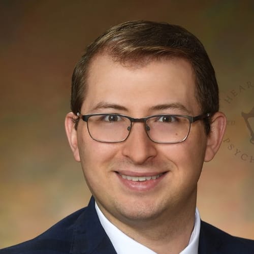 Headshot of Christoffer Dunsmuir, LPC
